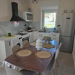 Olive Tree's House بيت للعطل