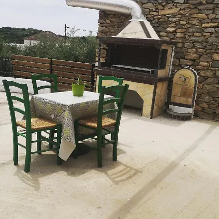 Olive Tree's House Holiday home *