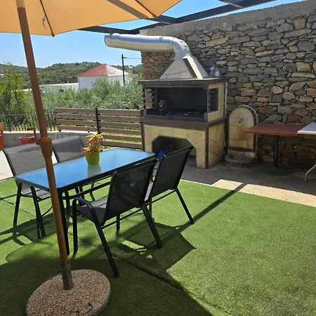 Дом отдыха Olive Tree's House *